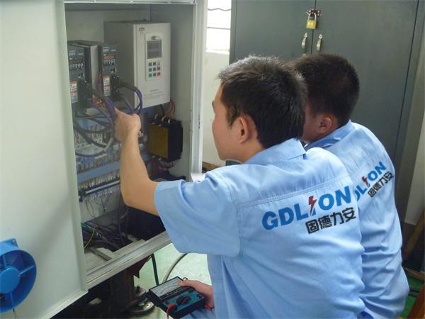 除了“智慧用電”系統(tǒng)幫你做好預(yù)警外，還有哪些預(yù)防觸電事故的措施需要注意